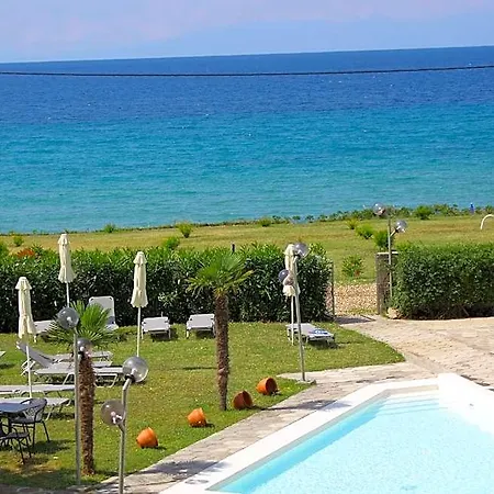 Skion Palace Hotel 4*